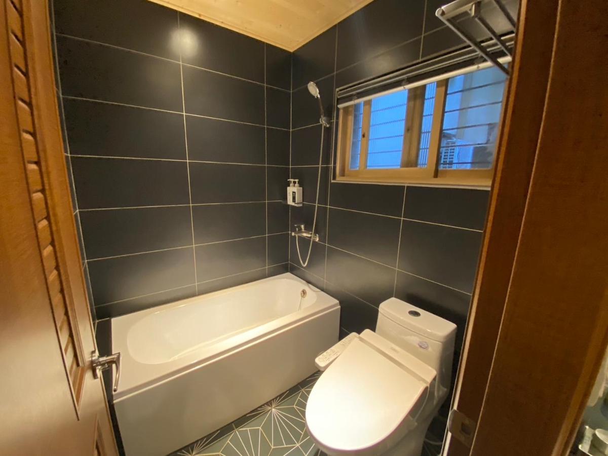 良文旅2館ryou Hotel Vintage - II Đài Nam Ngoại thất bức ảnh